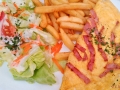 Omelette jambon fromage